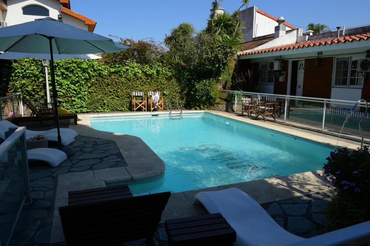Bed & Breakfast Bernie's , A 3 Kilometros Del Aerop Ezeiza, ,in-out, Free Airport Ezeiza